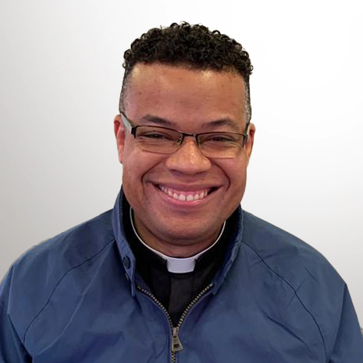 Pe. Thiago Jacinto dos Santos IMC